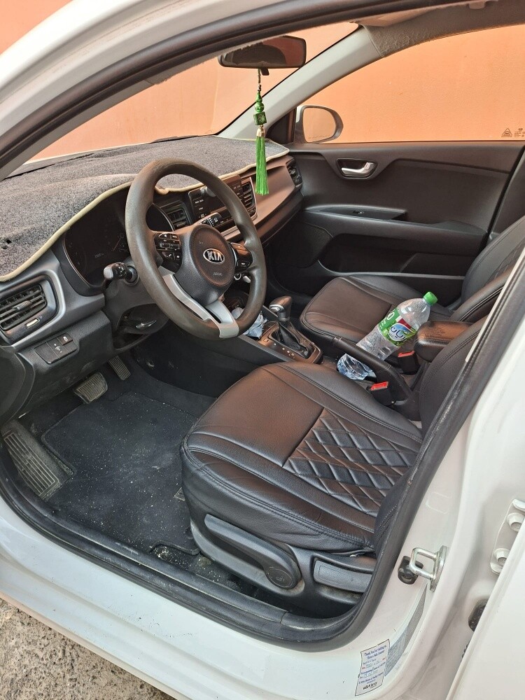 kia rio - 2