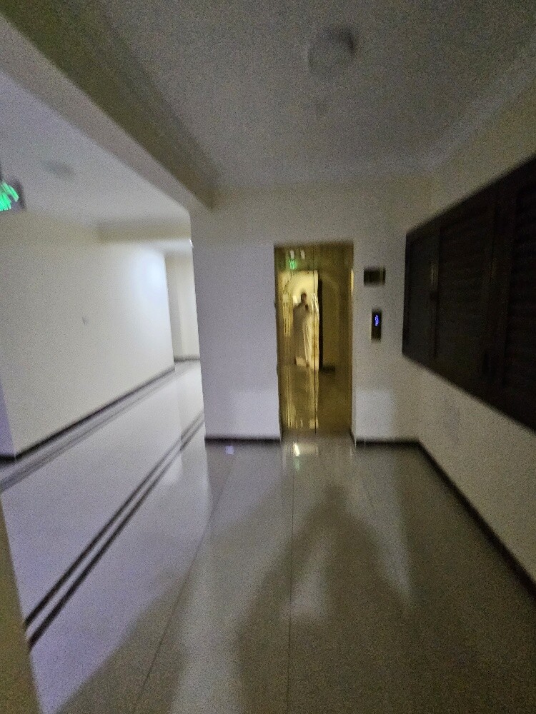 شقة للإيجار في عمارة ام صلال علي - 11