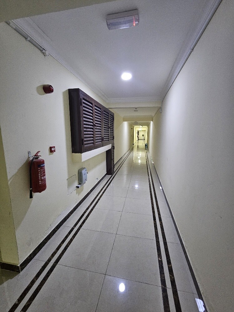 شقة للإيجار في عمارة ام صلال علي - 12
