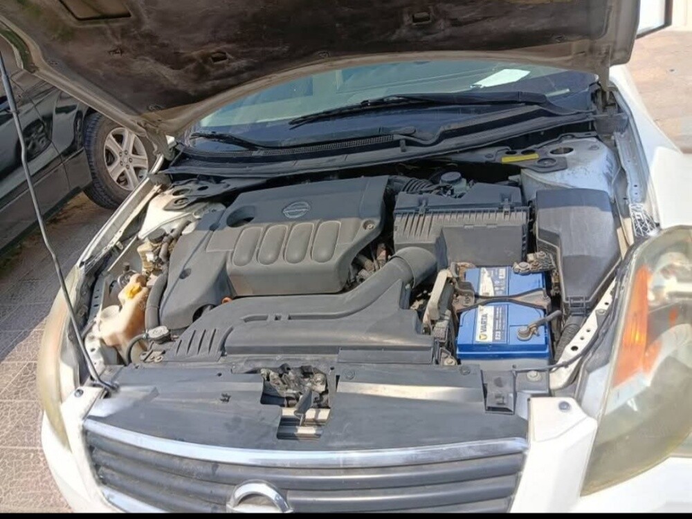 Nissan altima 2.5 - 7