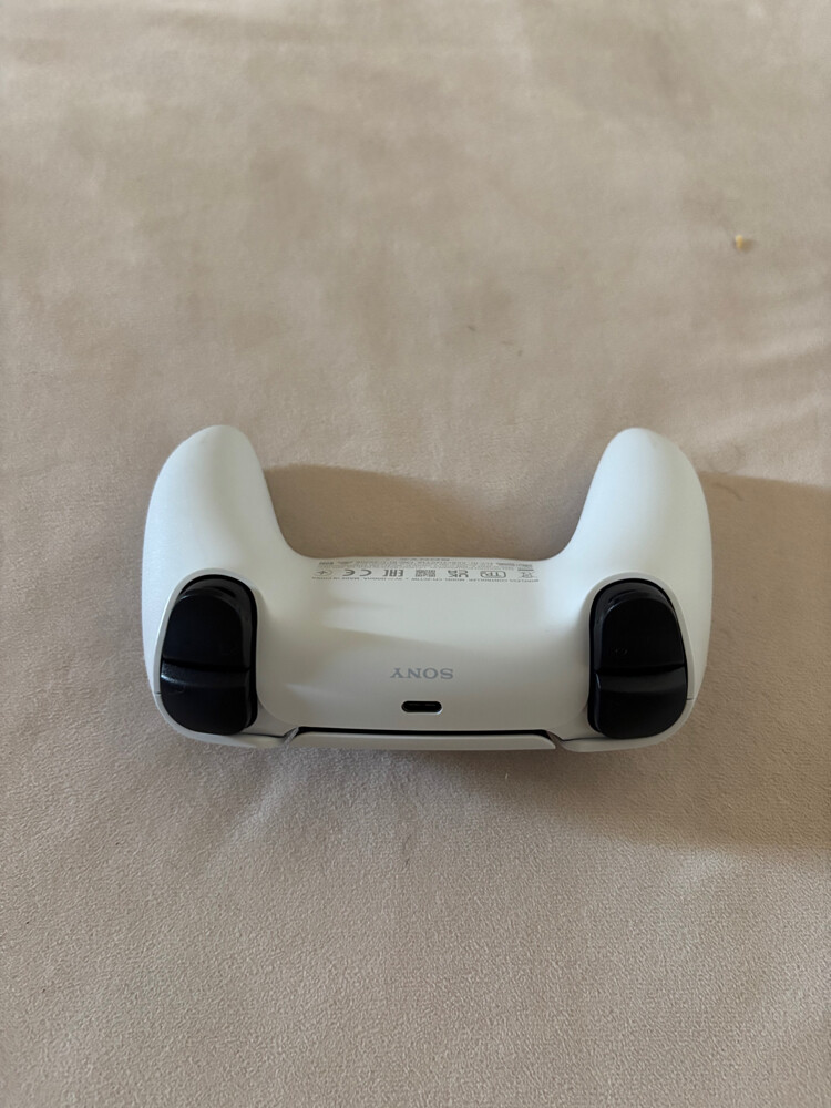 ps5 controller - 3