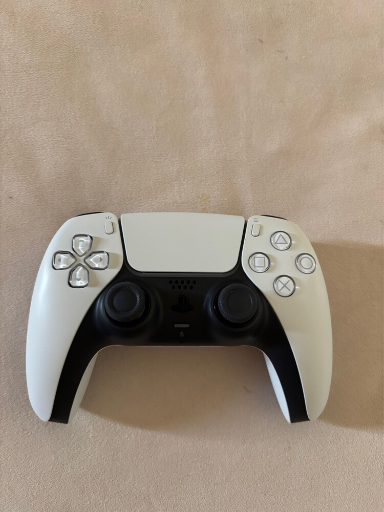 ps5 controller - 1