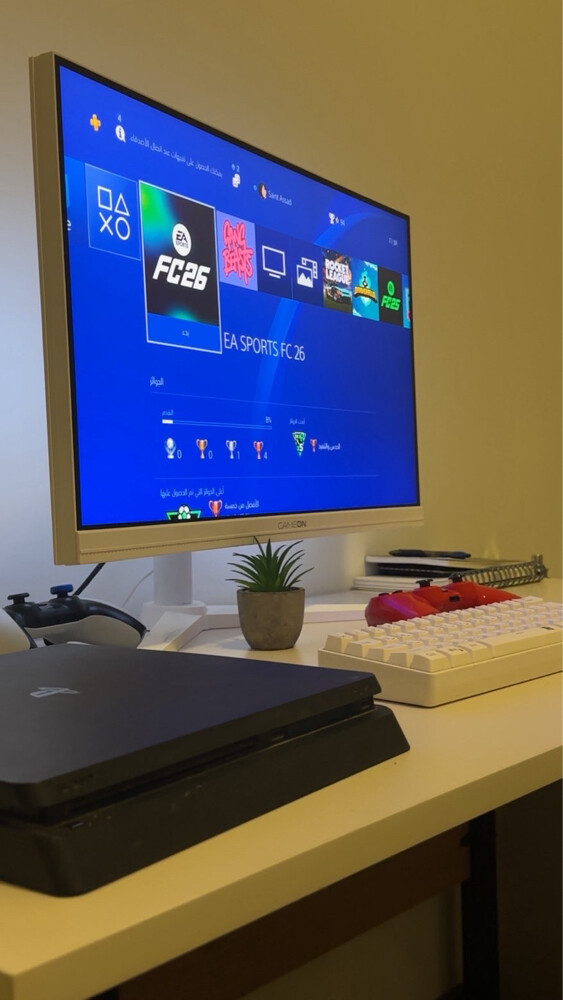 Sony 4 - 3