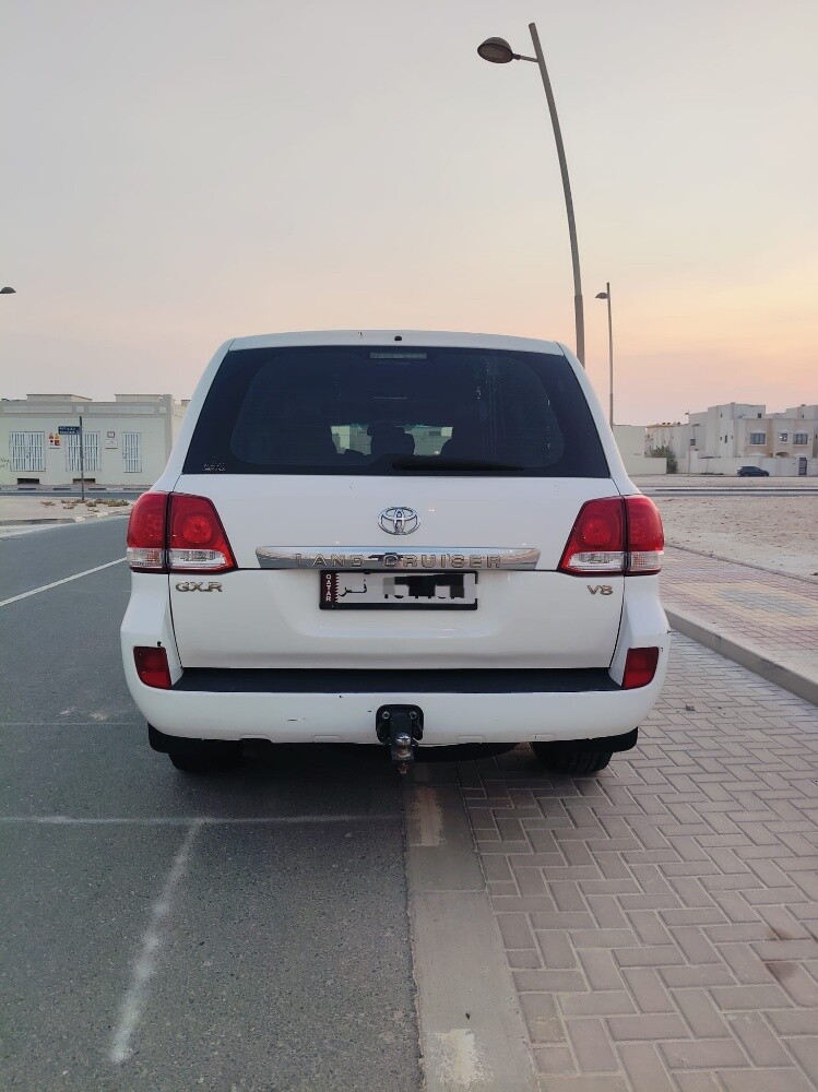 TOYOTA LAND CRUISER GXR V8 FOR SALE - 2