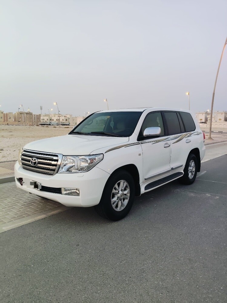TOYOTA LAND CRUISER GXR V8 FOR SALE - 1