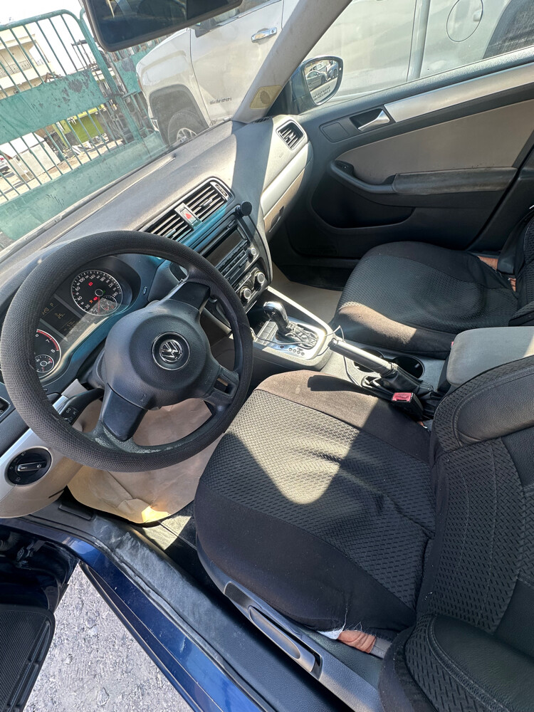 Volkswagen Jetta 2012 - 5