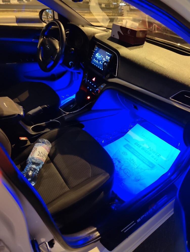 hi Hyundai Elantra 2018 - 8