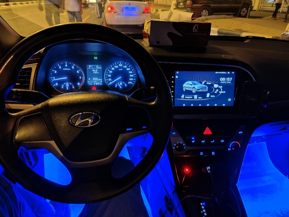 hi Hyundai Elantra 2018 - 9