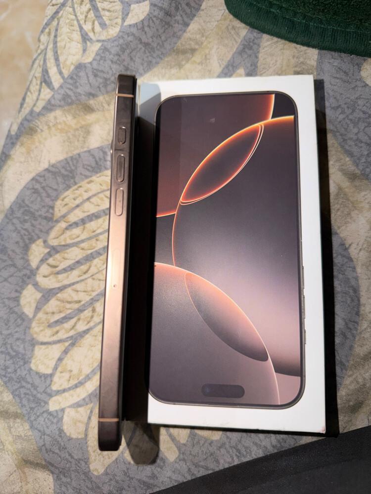 i phone 16 pro max - 3