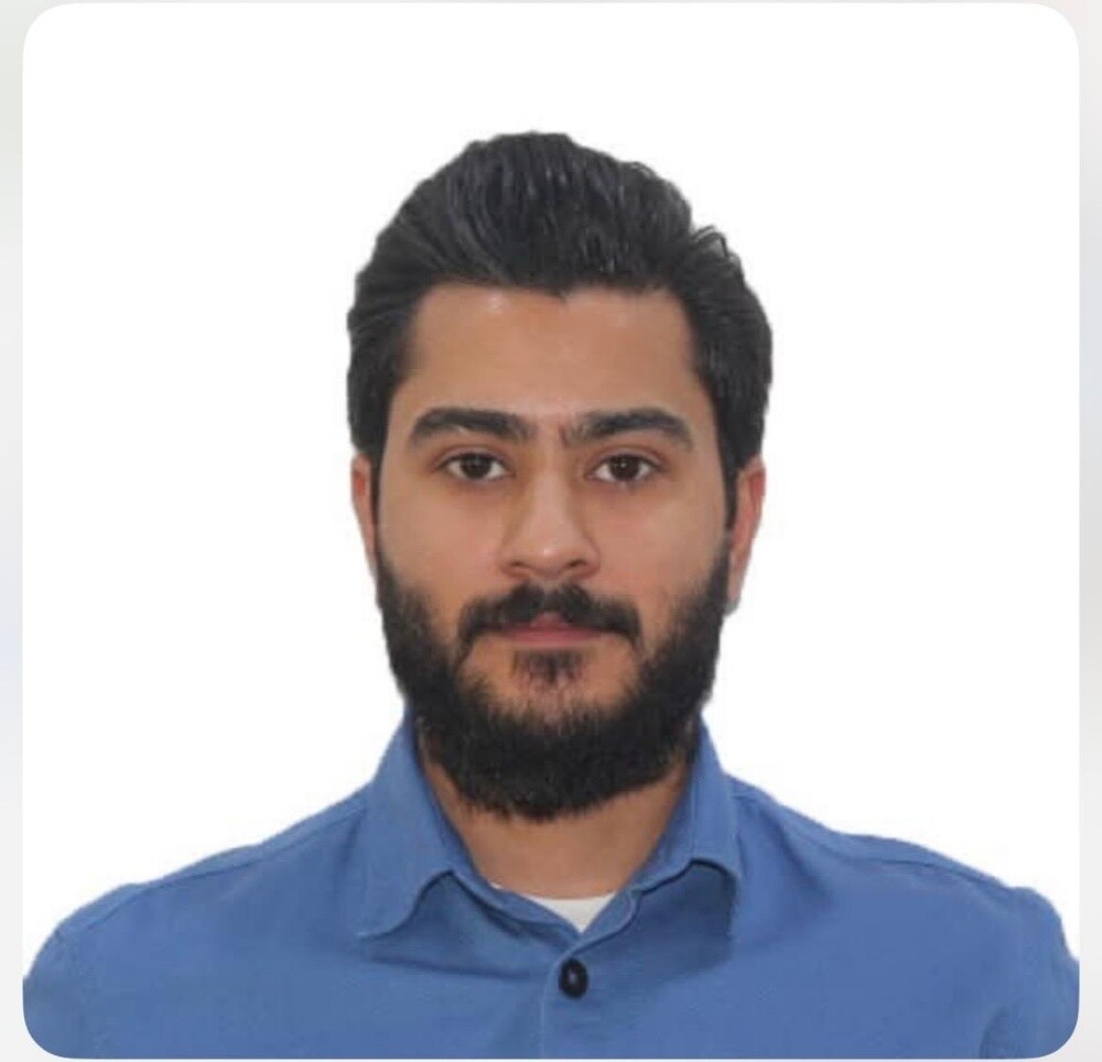 Accountant with 8 years of experien - 1