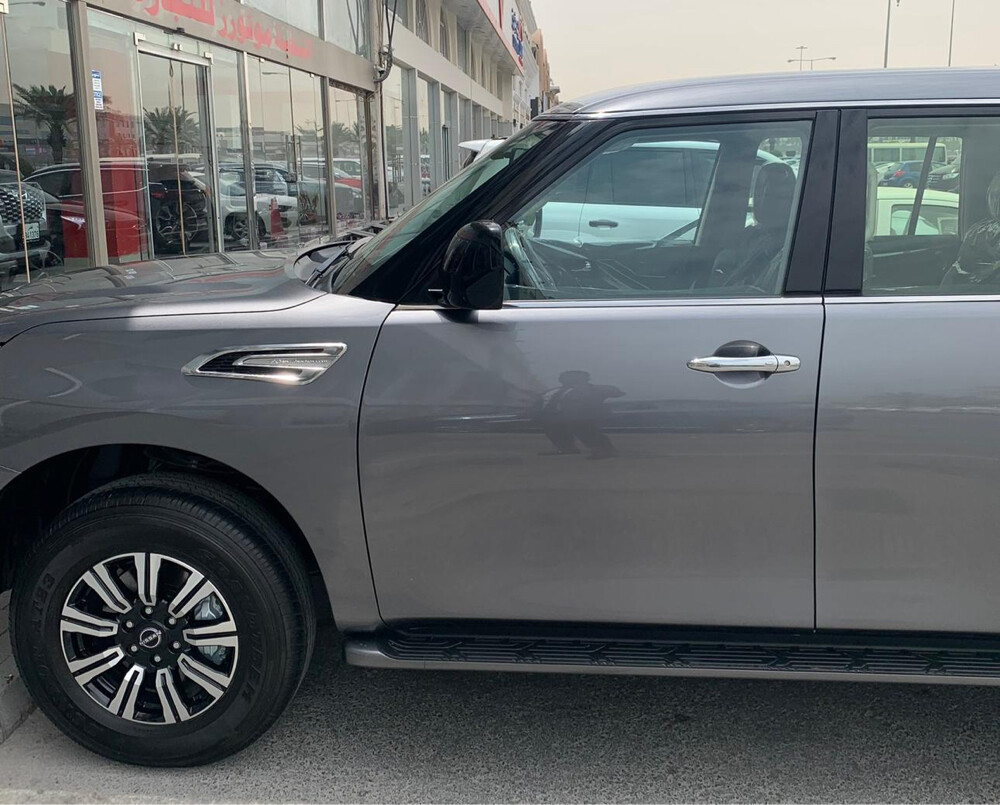 Nissan Patrol XE, 2022 Model, 86,000Km / Full Insurance Vali - 4