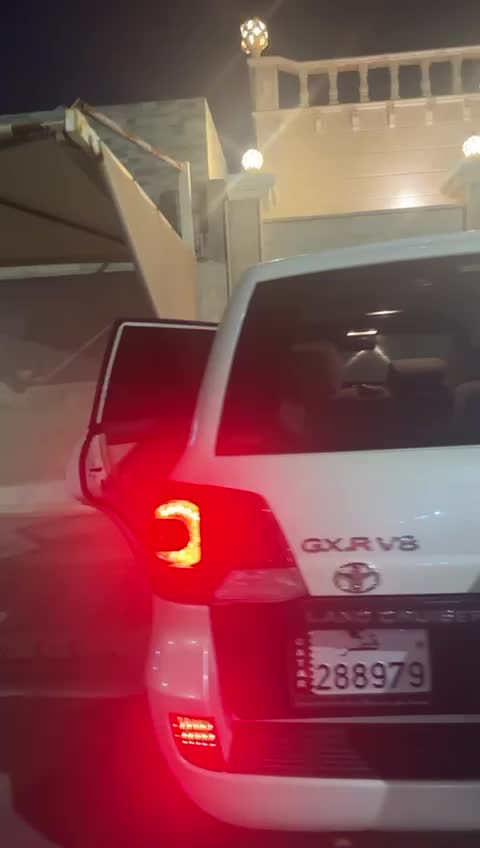 لاند كروزر  - 4