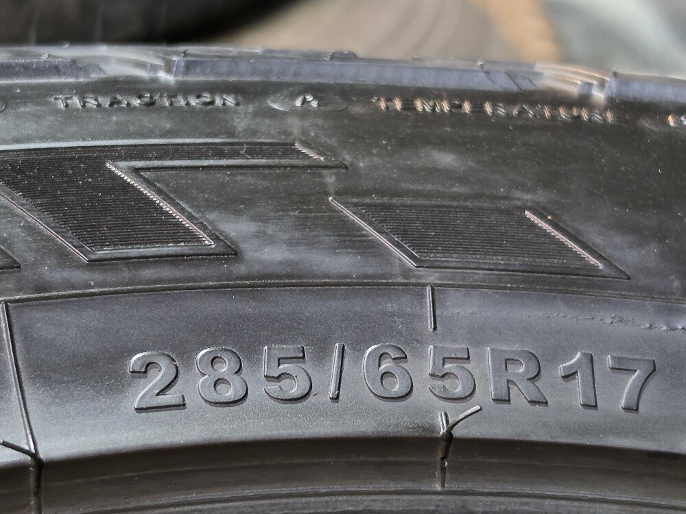 285/65/17"Giti tyre - 3