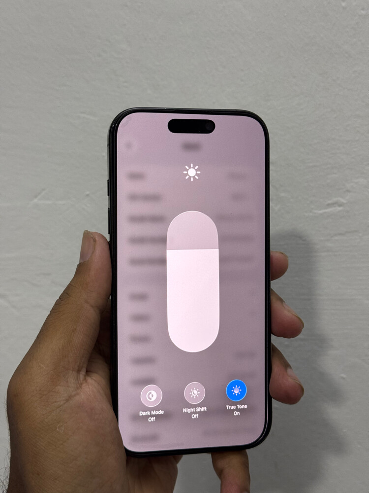 iPhone 16 pro - 2