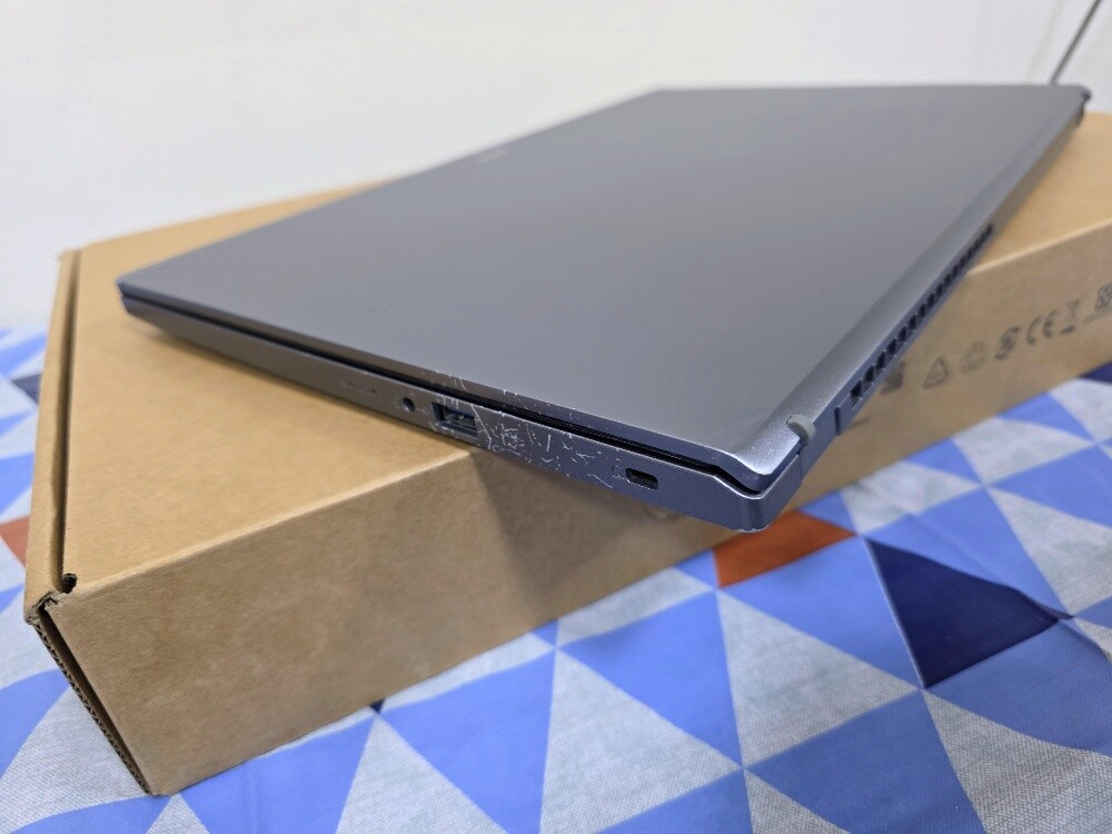 ACER Aspire 5 i7-12 16GB-1TB 15.6"F - 4