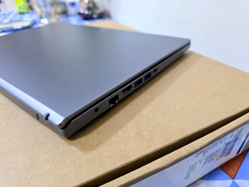 ACER Aspire 5 i7-12 16GB-1TB 15.6"F - 5