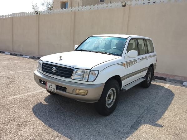 Land Cruiser VXR - 1