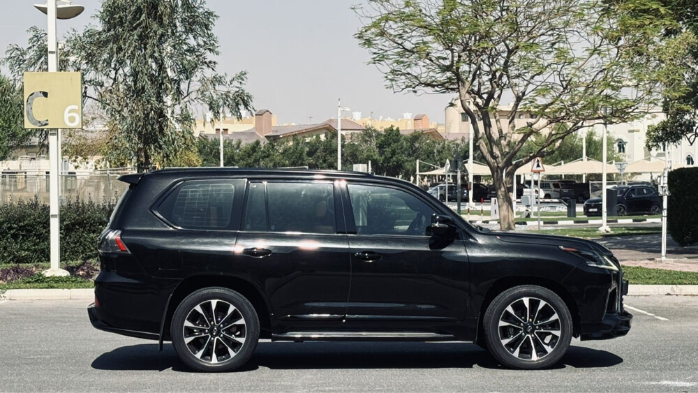 Lexus LX570 - 8