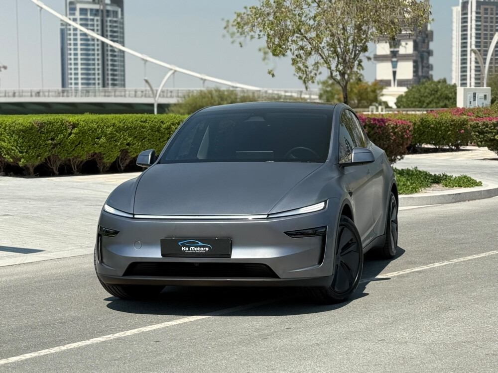 Tesla model Y 2025 - 1