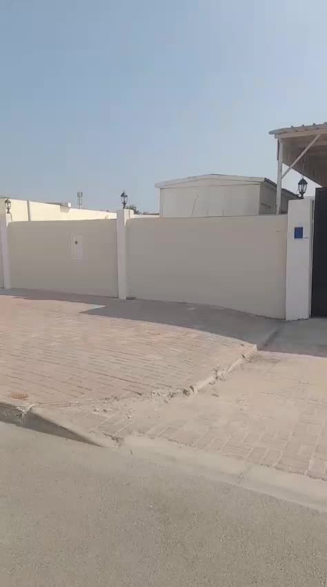 للبيع بيت قريب البحر ابوظلوف - 4