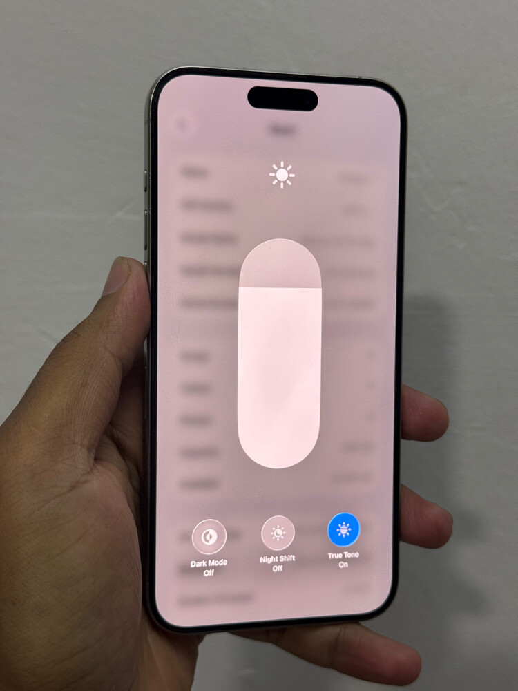iPhone 15 Pro Max - 3