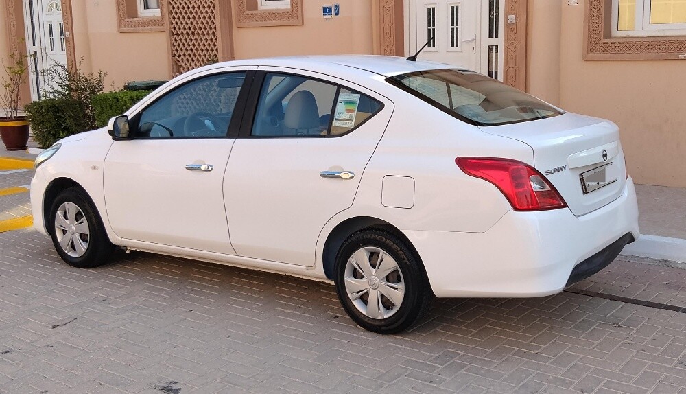 Nissan sunny low mileage 53000 only - 2