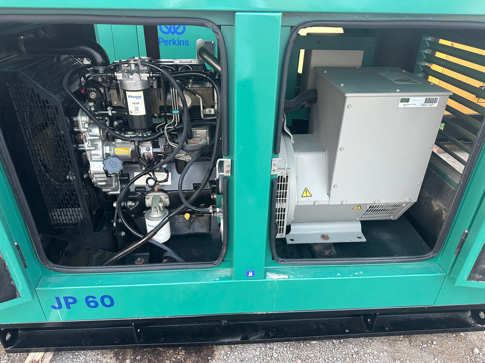 generator perkins 65 kva  - 2