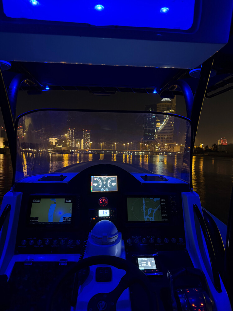 navigator 34ft - 13