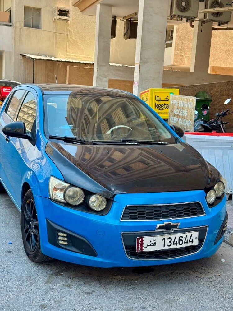 Chevrolet sonic hatchback - 1