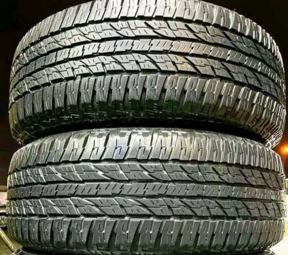 285/70/17"Yokohama tires - 1