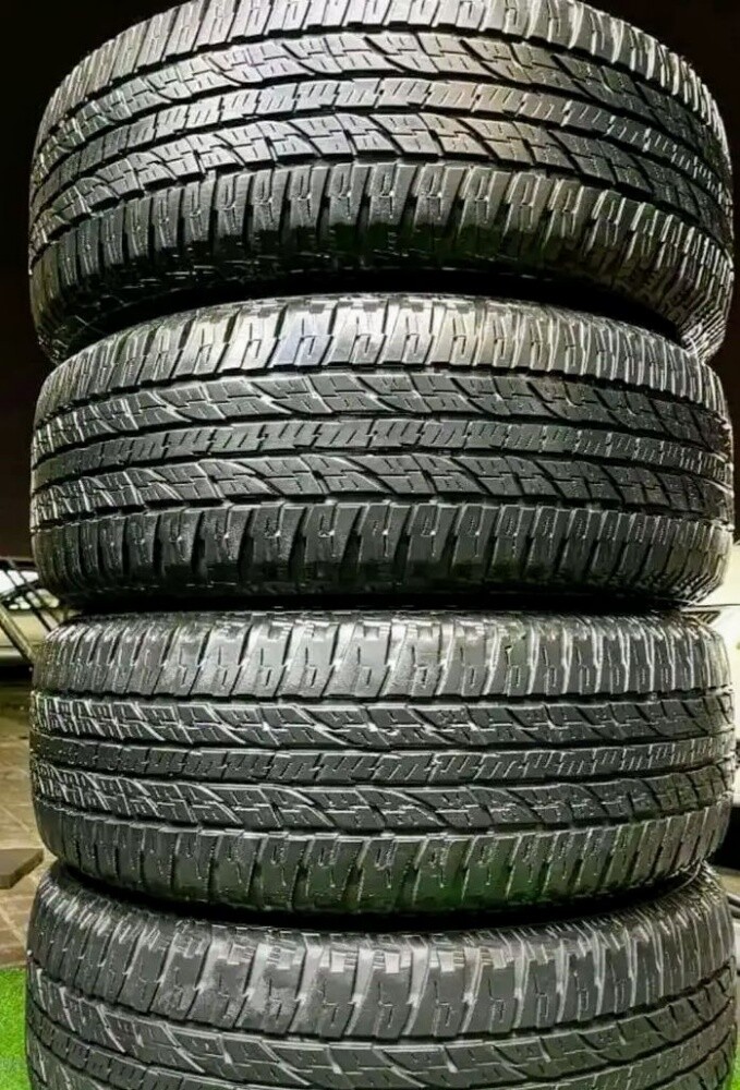 285/70/17"Yokohama tires - 2