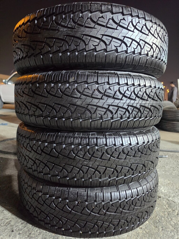 265/70/18 Pirelli New Tyre - 4