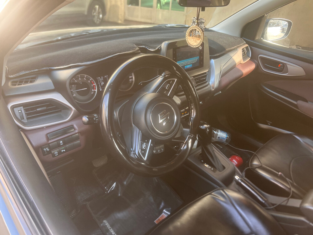 Suzuki Fronx  - 4