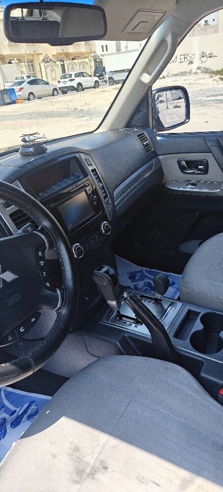 Pajero 2016 Black for sale - 4