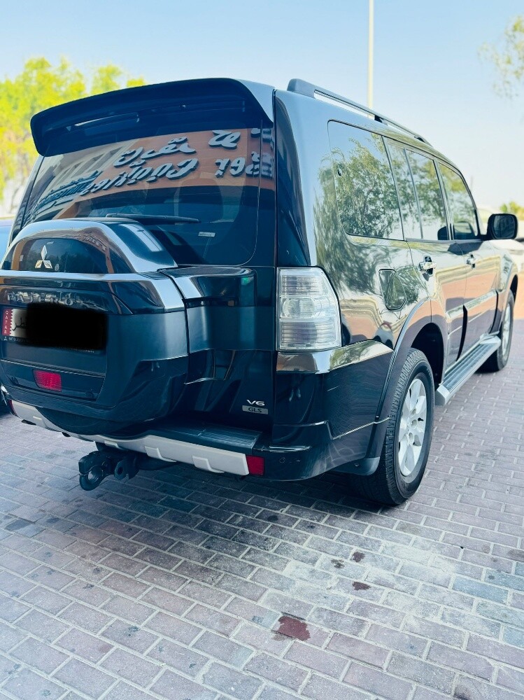 Pajero 2016 Black for sale - 2