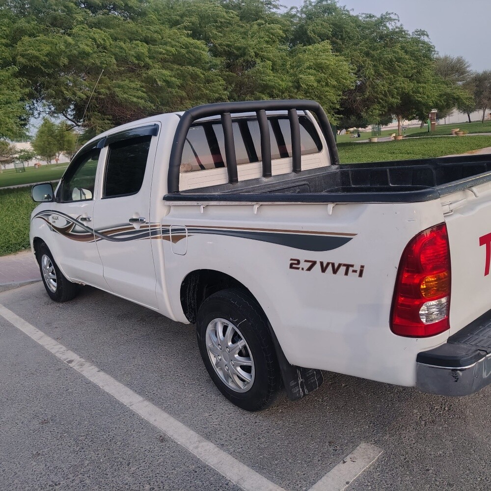 TOYOTA HILUX  2010 - 3