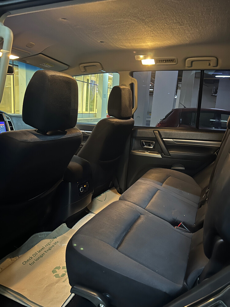 Mitsubishi Pajero 2019 V6 3.5CC - 9