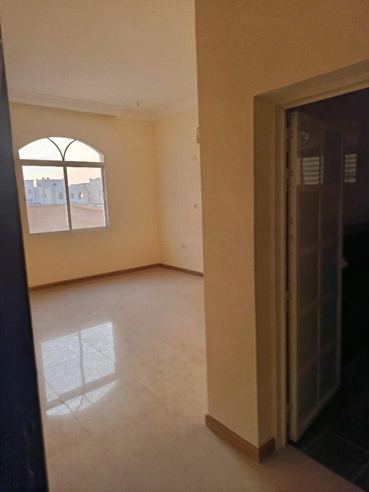 للبيع بيت بالمعموره مؤجر - 4