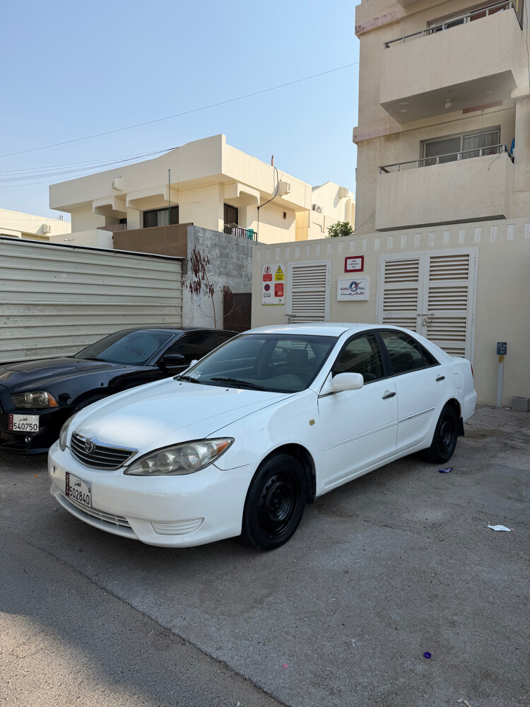 Toyota Camry - 1