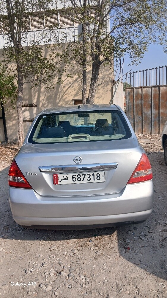 Nissan Tida 1.6 automatic 2010 - 7