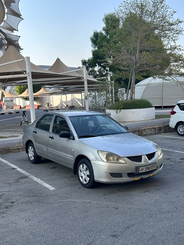 Mitsubishi lancer - 3