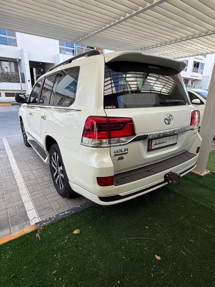 LAND CRUISER GXR GRAND TOURING 2019 - 4