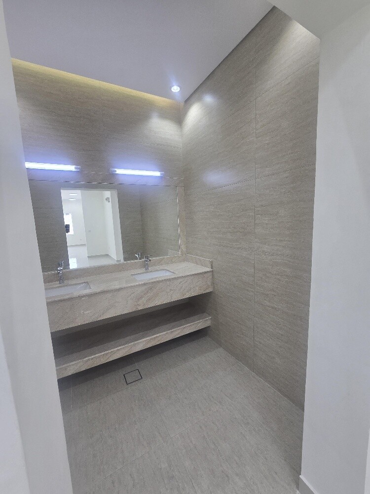 For rent new villa - in Al Thumama - 8