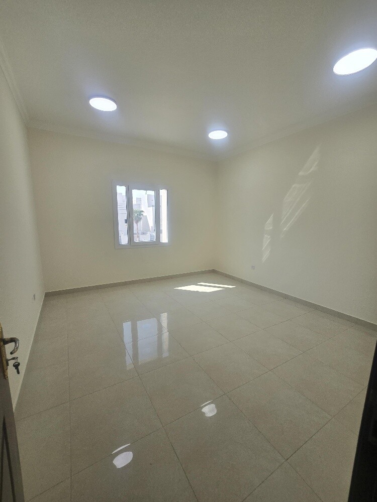 For rent new villa - in Al Thumama - 16