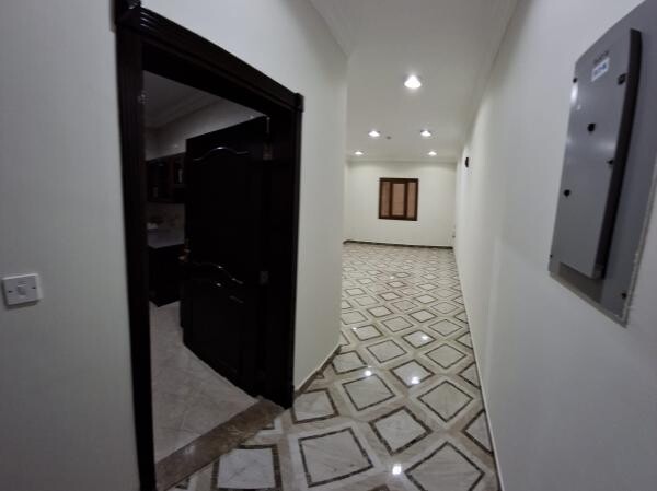 Flat for rent in wakrah 3 bhk - 1