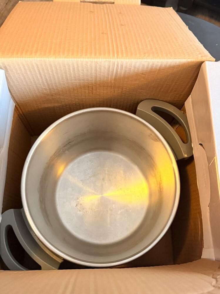 PRESSURE COOKER - 5