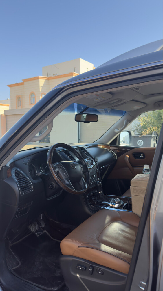 نيسان ٢٠١٥ - ٣٢٠ - 4