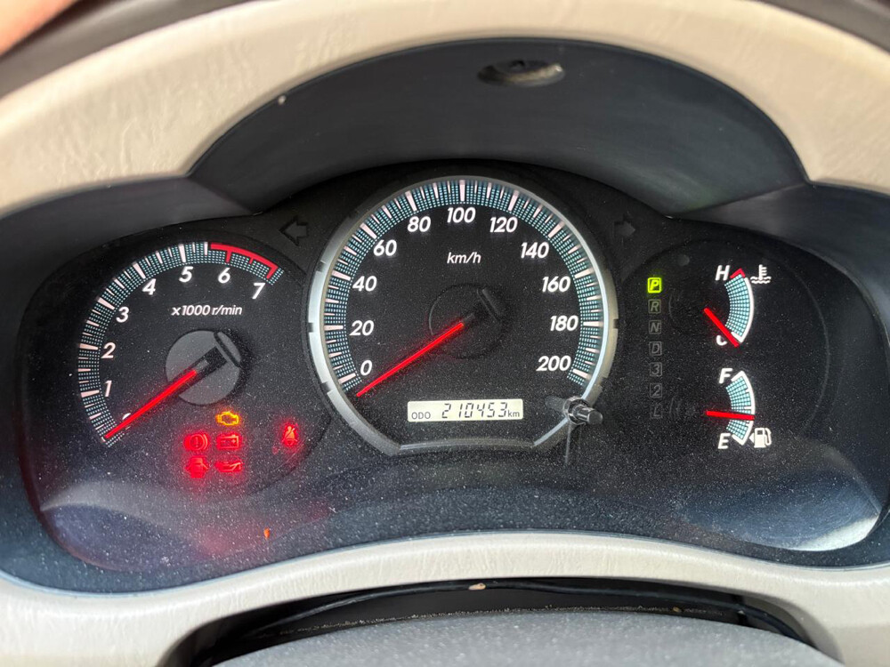toyota innova - 6