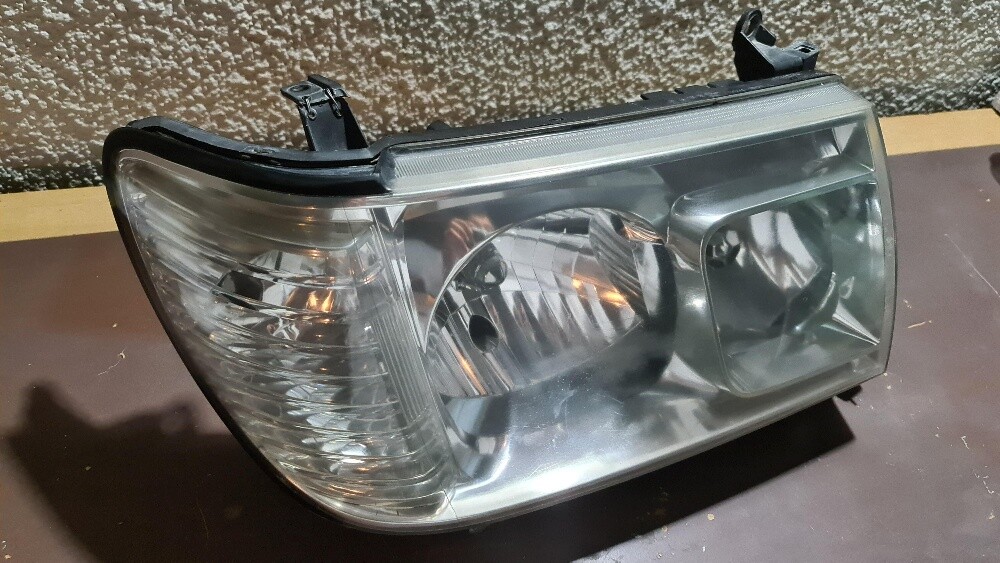 Land Cruiser Headlight - 1