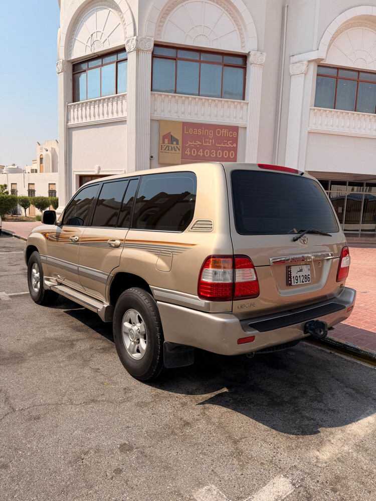 Toyota Land Cruiser GXR - 5